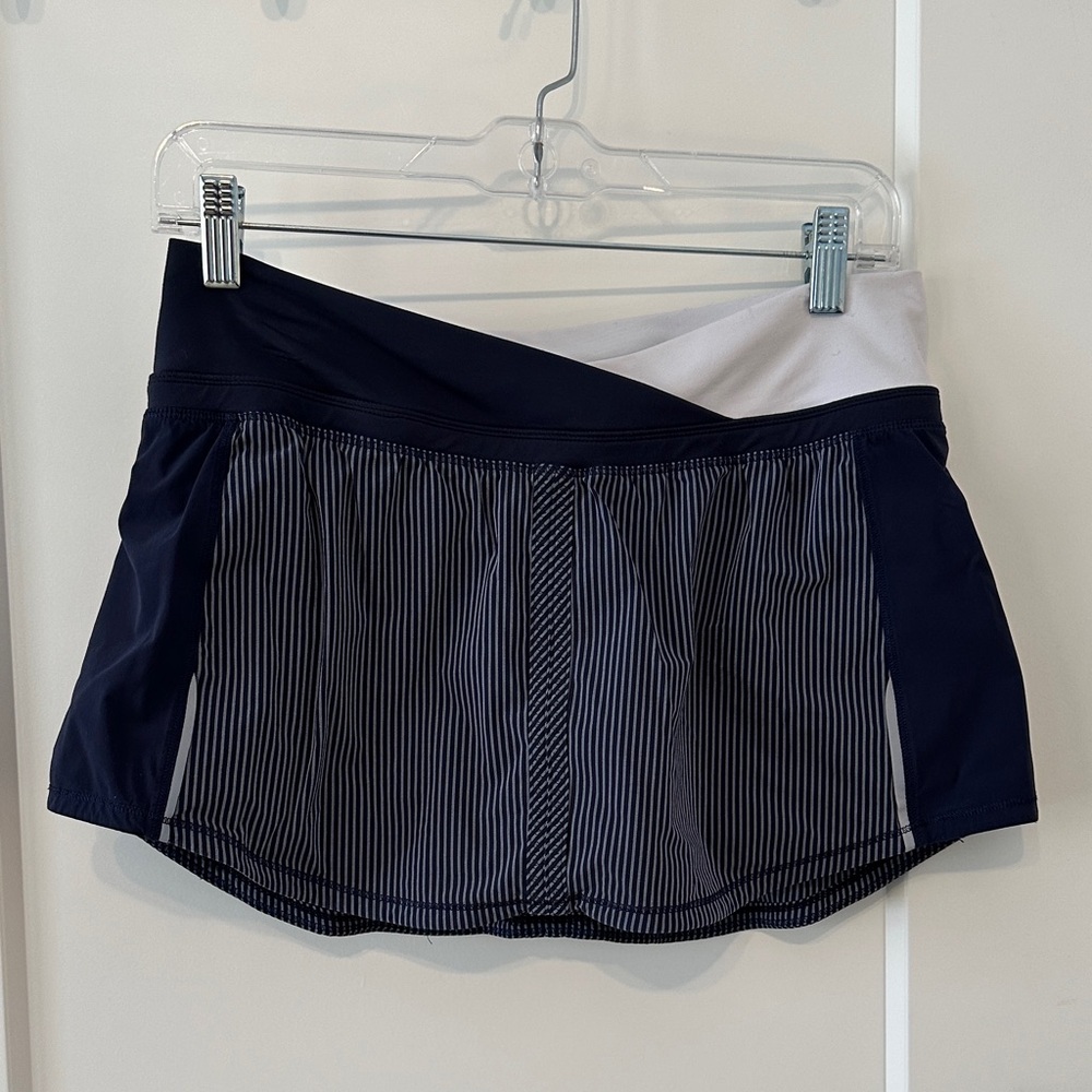 Lululemon Athletica Navy and White Skort
